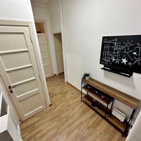 Rhome Holiday Fornaci روما المظهر الخارجي الصورة